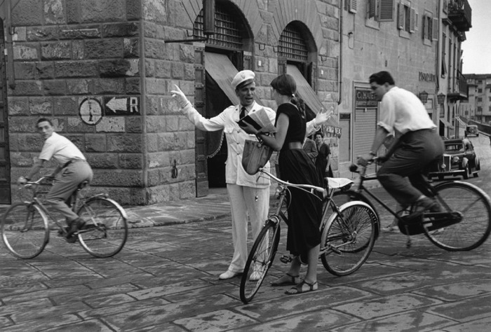 American Girl In Italy 1951 Ruth Orkin Photo Archive The Work Of Photojournalist Ruth Orkin 